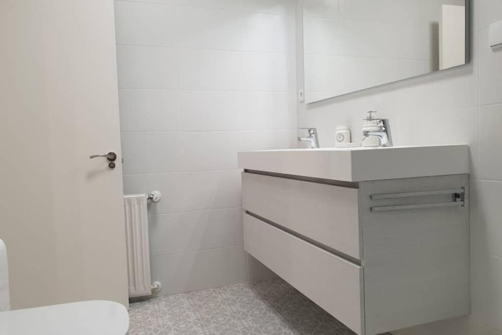 Ferienwohnung Nuevo-Casco Historico-Parking Gratuito. Oviédo Exterior foto