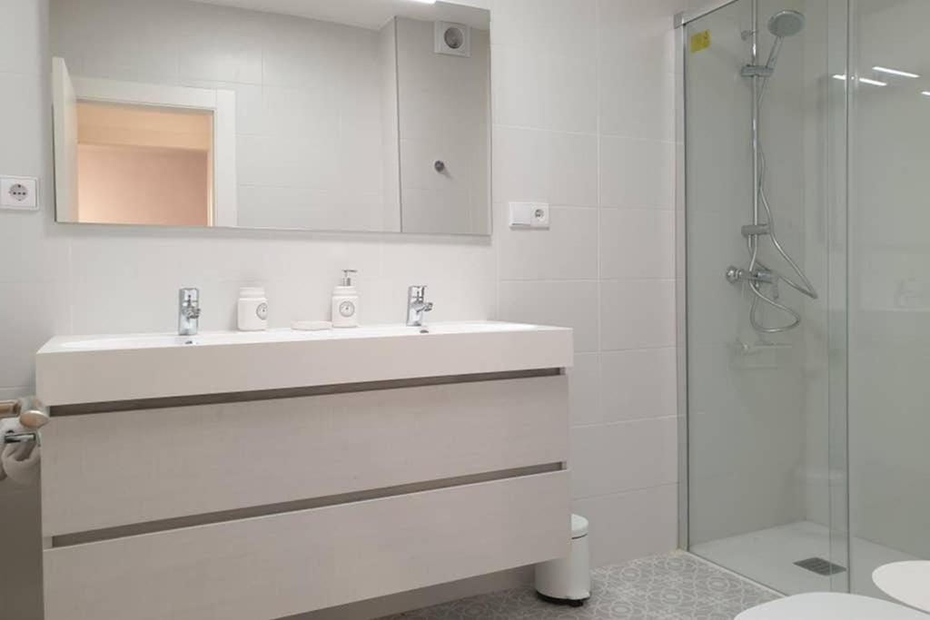 Ferienwohnung Nuevo-Casco Historico-Parking Gratuito. Oviédo Exterior foto